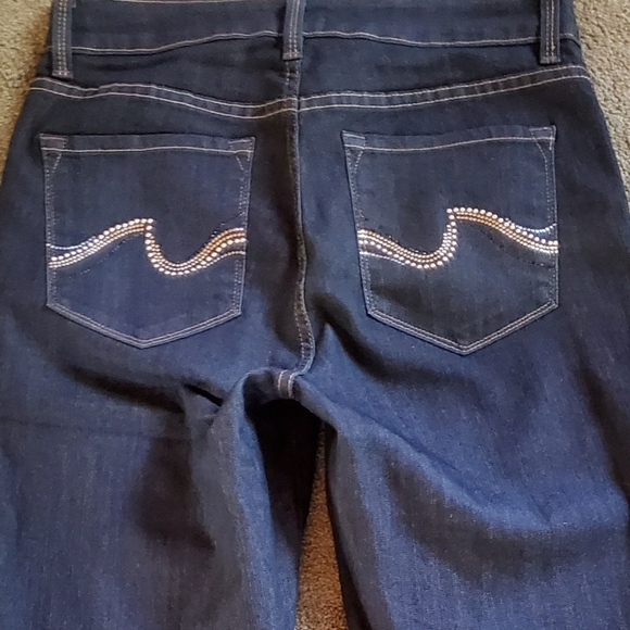 NYDJ DENUM JEANS - Picture 3 of 8